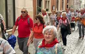 Seniorzy z Gminy Osiek na Senioraliach w Krakowie 