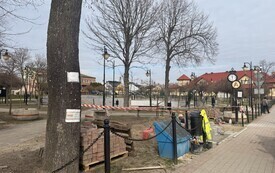 Etap budowy przystanku z szaletem 