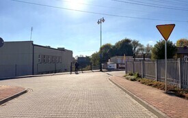 Zmiana organizacji ruchu na parkingu przy OPS, MGOK oraz Żłobku w Osieku  nowe znaki drogowe.