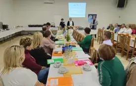 Uczestnicy biorący udział w warsztatach &bdquo;Siła w&nbsp;społeczności &ndash; jak rozwijać organizacje i&nbsp;pozyskiwać środki&rdquo;.