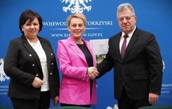 Podpisanie umowy w ramach programu „Asystent osobisty osoby z niepełnosprawnością”