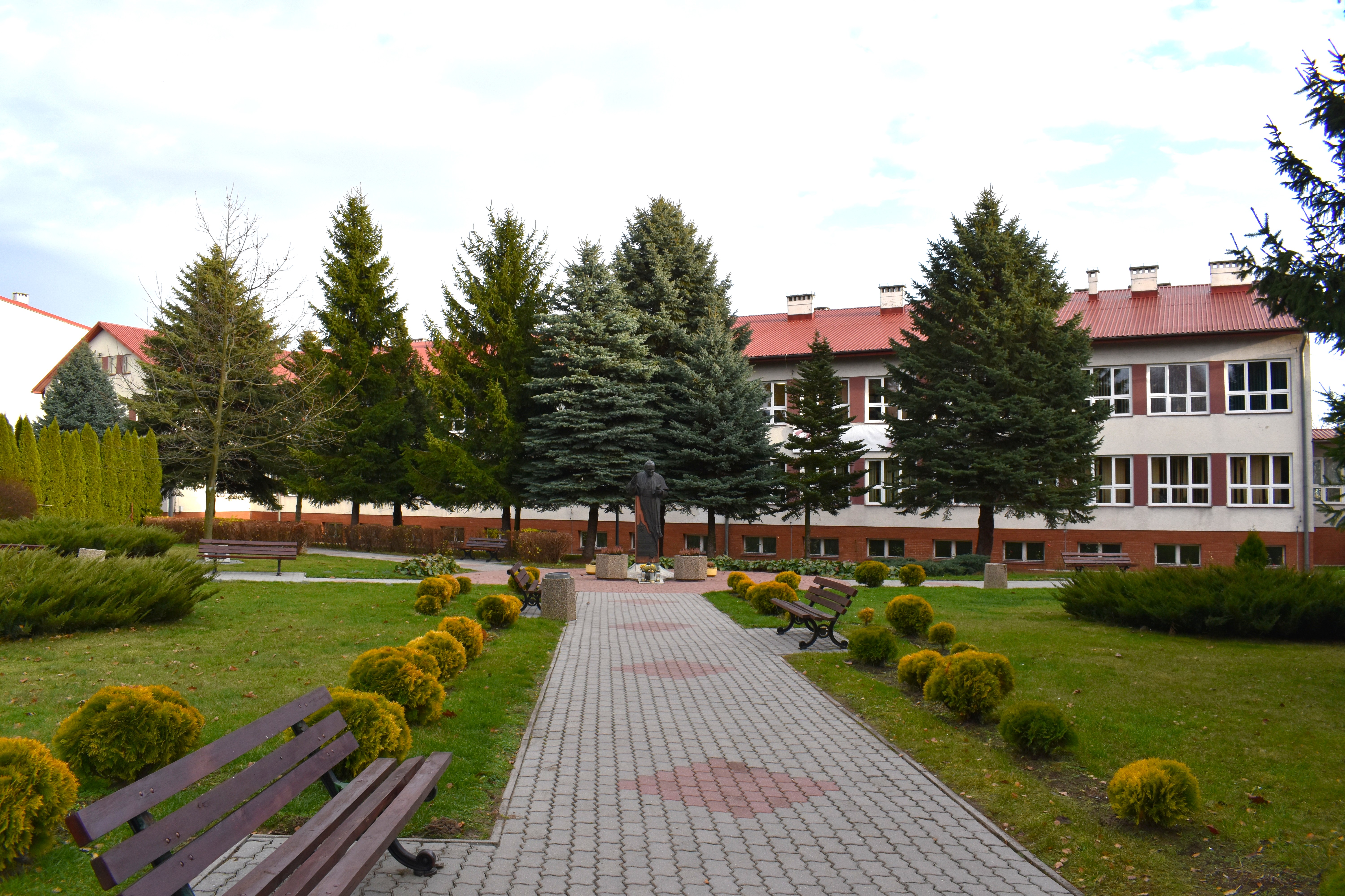 Zesp&oacute;ł Szk&oacute;ł w&nbsp;Osieku