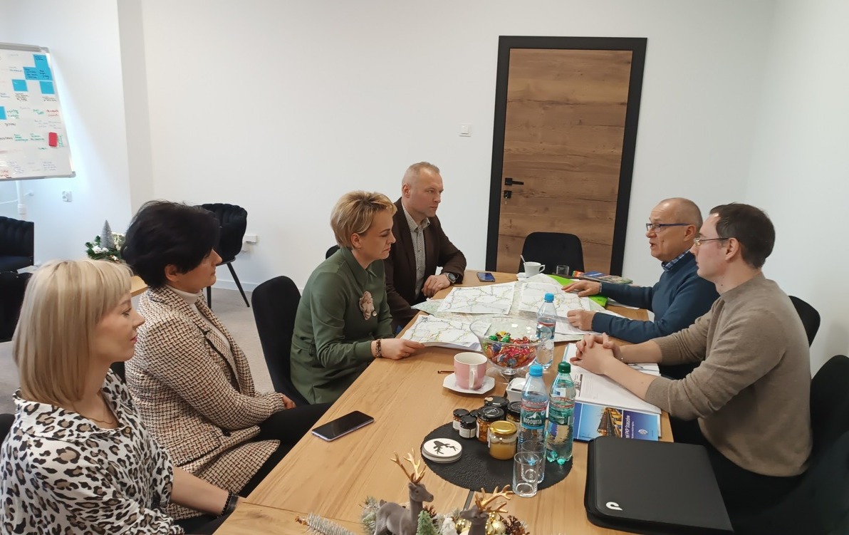 Spotkanie w sprawie przywrócenia połączeń kolejowych oraz kierunków rozwoju Gminy Osiek