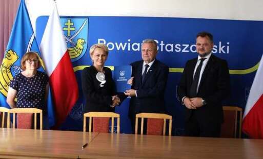 Podpisanie umowy w ramach „Programu wyrównywania różnic między regionami III”